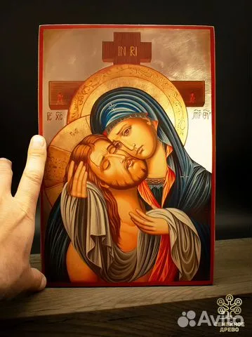 На память: Деревянная икона Богоматери "Не рыдай Мене, Мати"