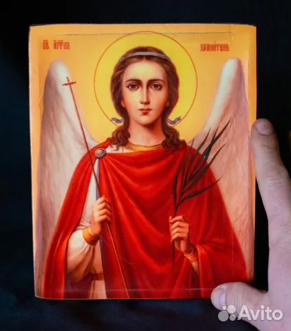 На память: Ангел Хранитель" икона деревянная с ковчегом