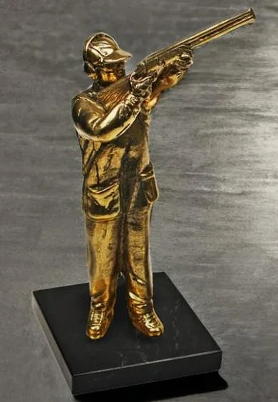 Статуэтка «Стрелок» с патиной, 100×80×190 мм — необычный подарок