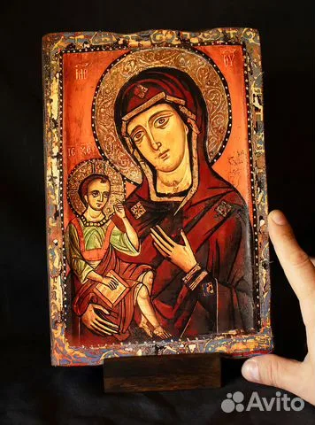 Икона Богоматери "Одигитрия" с подтавкой — оригинальный подарок