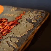 Икона деревянная "Спас-Вседержитель на троне" — красивый подарок — фотография 11