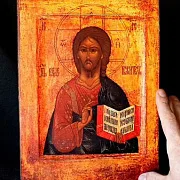 На память: Икона "Христос Пантократор" дерево, ручная работа — фотография 2