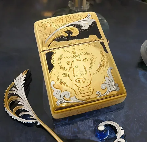 На память: Зажигалка Zippo с гравировкой "Медведь". Златоуст