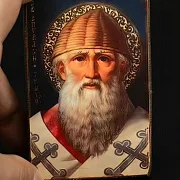 Подарочная икона деревянная Спиридон Тримифунтский. "Дорожная — фотография 1